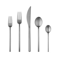 Due Flatware