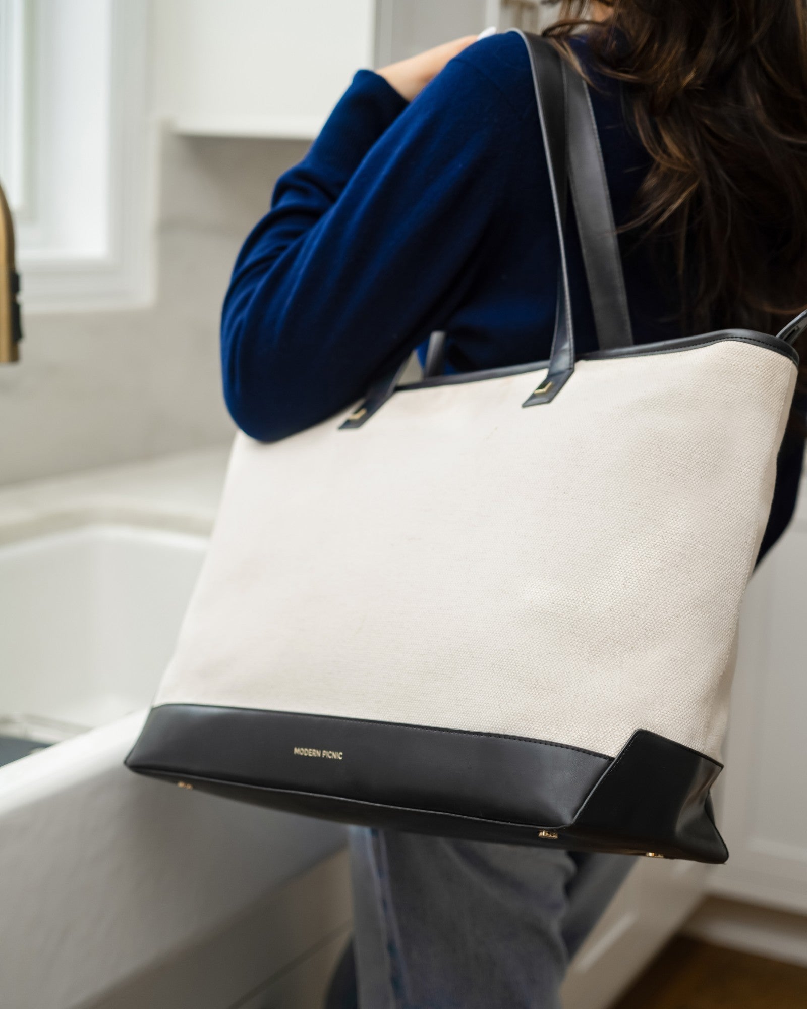THE TOTE - BLACK CANVAS