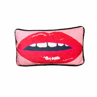 Embrasse Moi - Velvet Pillow