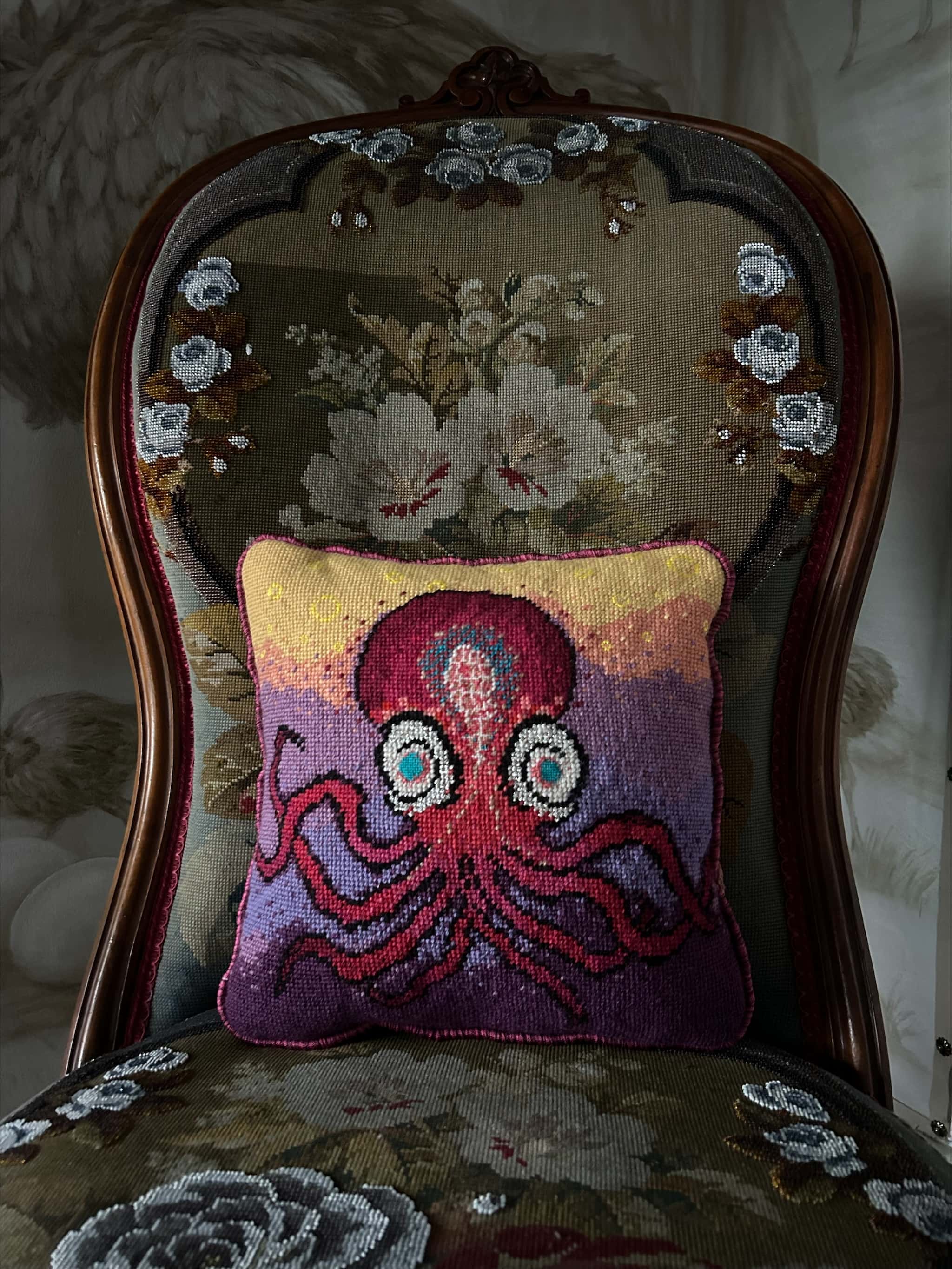 Harry Heissmann x Mommani Threads "OCTI" - Needlepoint Pillow
