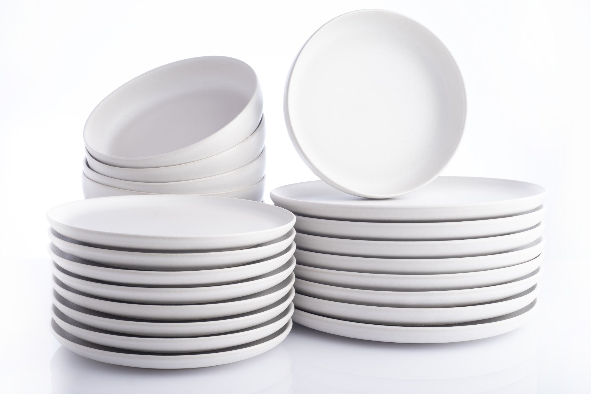 Macchio Stoneware Dinnerware Set - White Matte - Crafted in Portugal - Scratch-Resistant