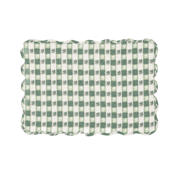 Virginia Scalloped Rectangle Placemat
